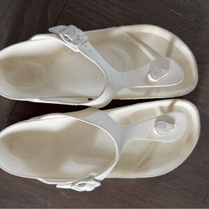 Birkenstock White Sandals with Adjustable Strap and Contoured Footbed